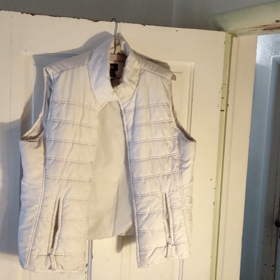 White Puffer Vest